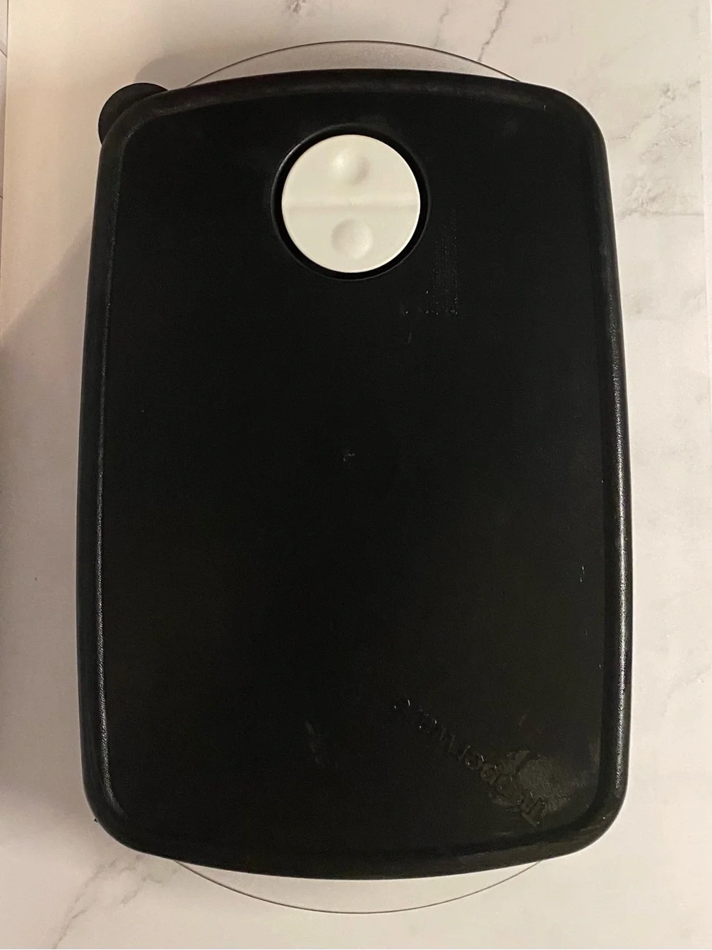 Tupperware Rock ‘N Serve Rectangular Shallow Divided Set Black/Wht/Clear
